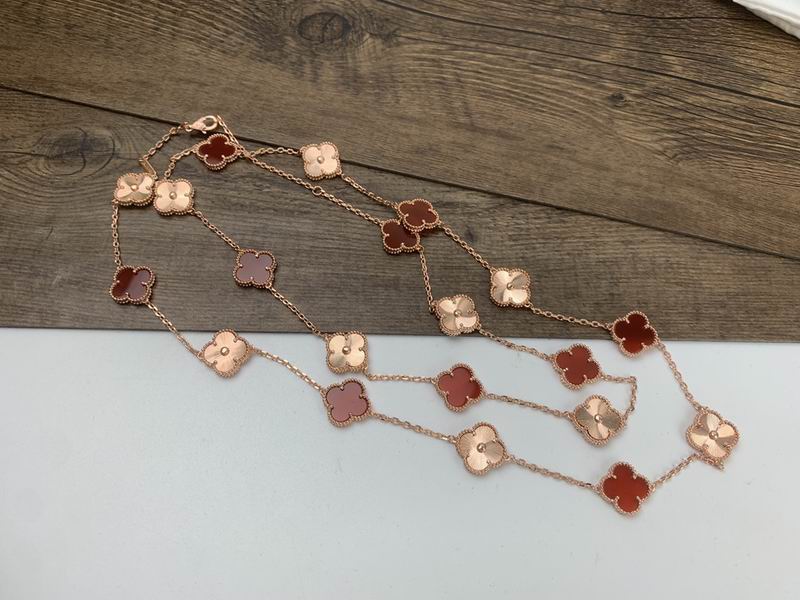 Van Cleef & Arpels necklace 09yxq01